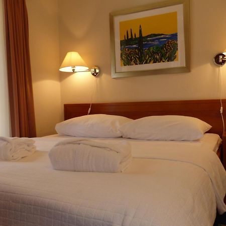 Apartments Punta Veli Lošinj 外观 照片