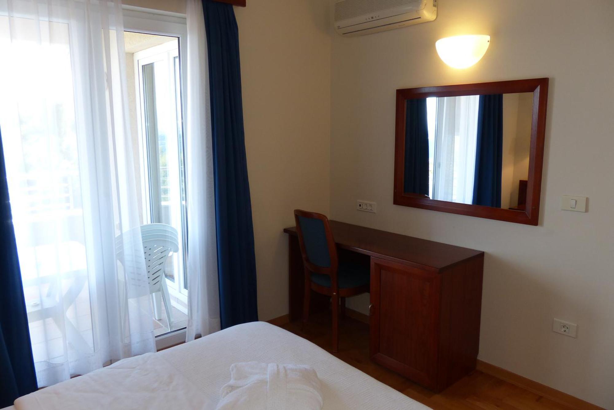 Apartments Punta Veli Lošinj 外观 照片