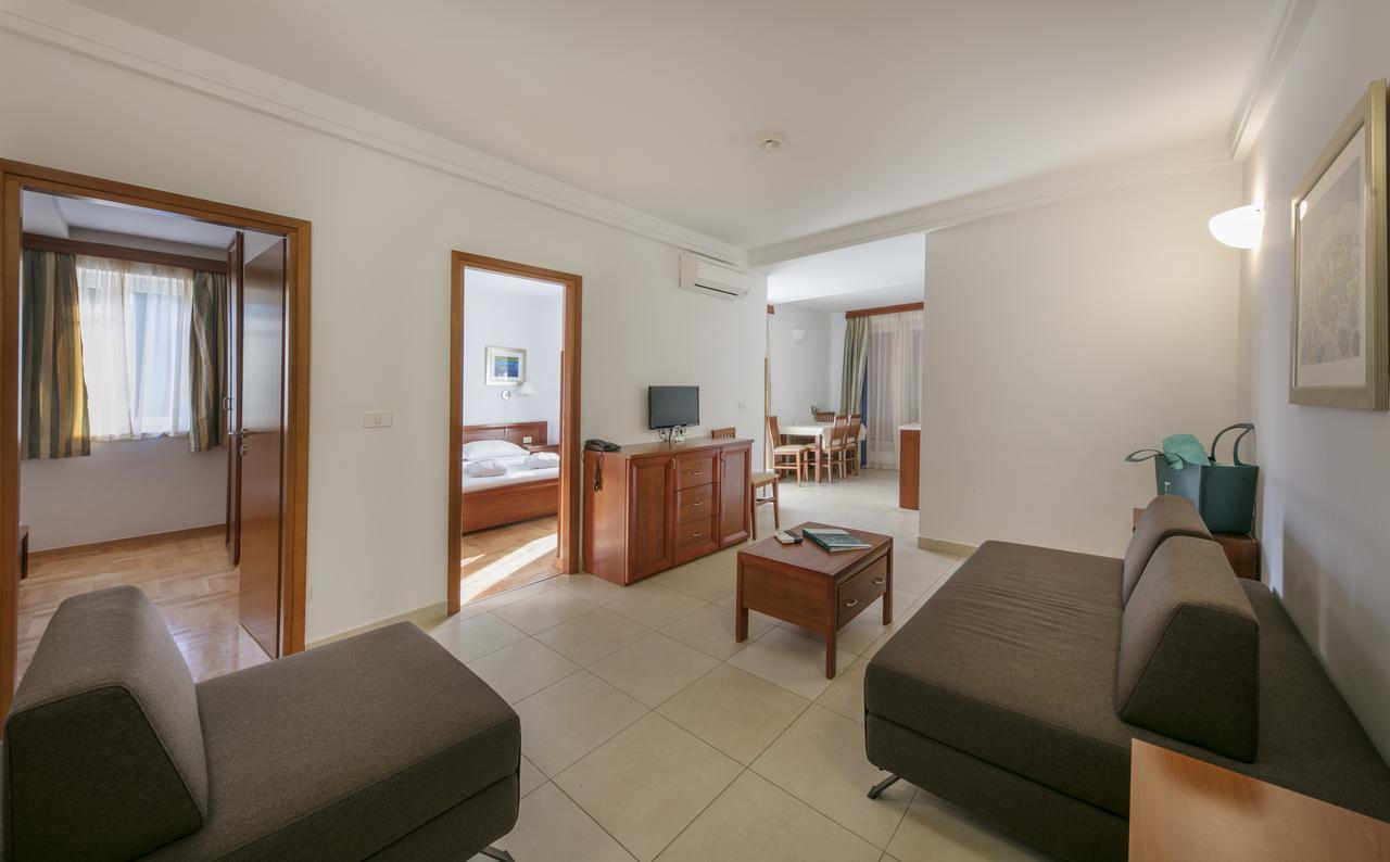 Apartments Punta Veli Lošinj 客房 照片