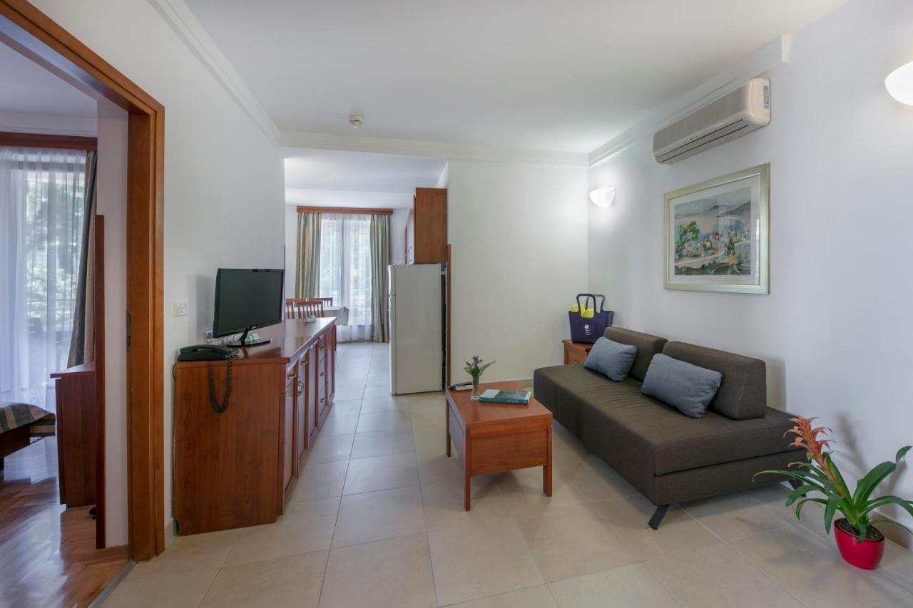 Apartments Punta Veli Lošinj 客房 照片